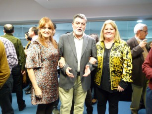 Jesús Martínez junto a Yolanda García y Cristina Rzepka